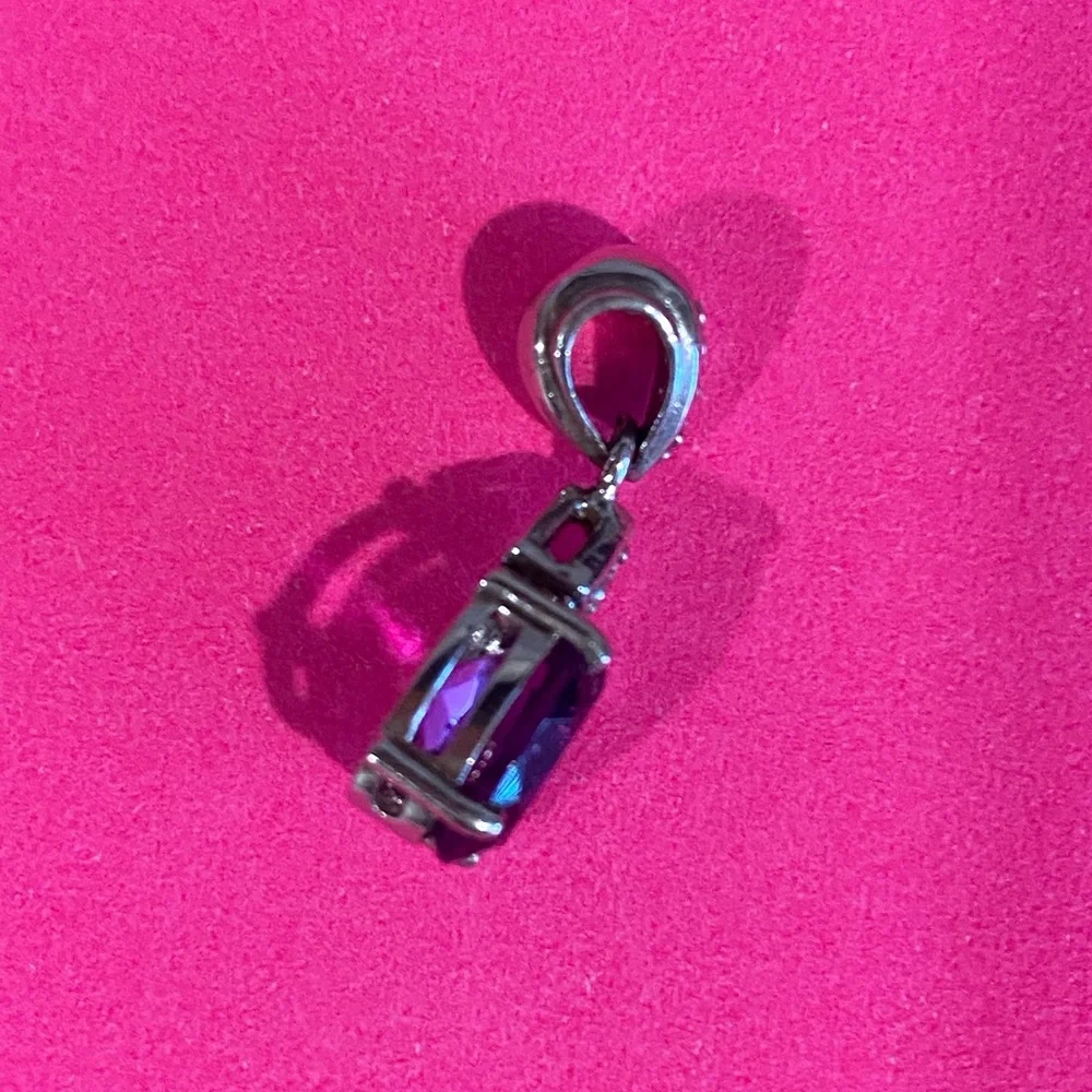 Elegant Blue Topaz 3 Earrings 2 Pendants and 1 Amethyst Pendant Gemstone Jewelry - Picture 9 of 14